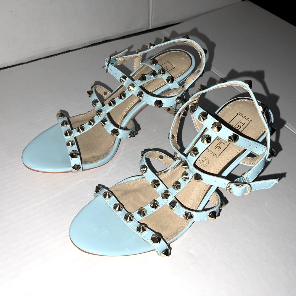 Cute Tiffany Blue Sandals/heels